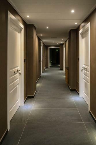 Hostal Teseo Rooms & Relax
