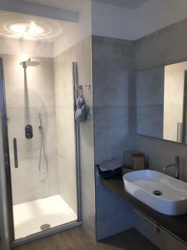 Hostal Laura E Christian - Rooms