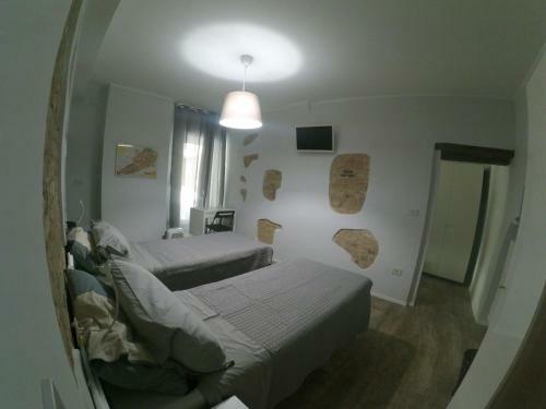 Hostal Isi Guesthouse