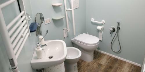Hostal Isi Guesthouse