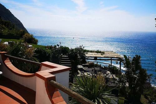 Ischia Villa Sleeps 12 Pool Wifi