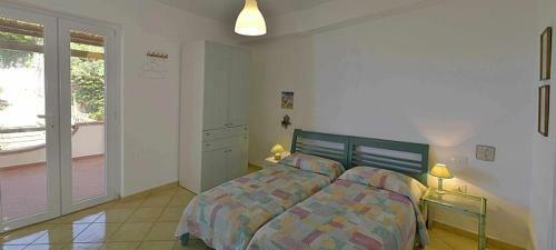 Ischia Villa Sleeps 12 Pool Wifi