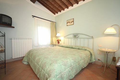 Colle Di Val D'elsa Villa Sleeps 2 Pool Air Con