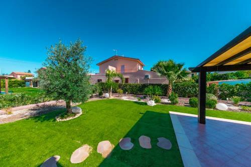 Rentopolis Luxury Villas