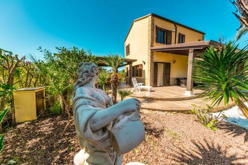Rentopolis Luxury Villas