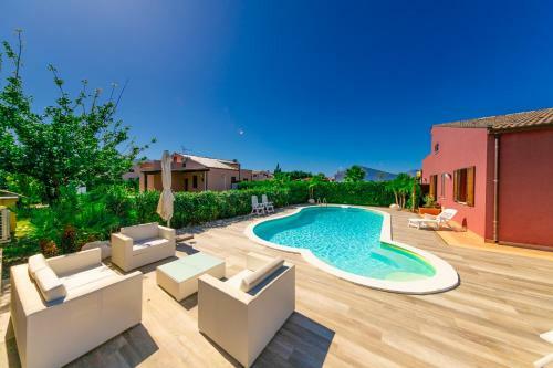 Rentopolis Luxury Villas
