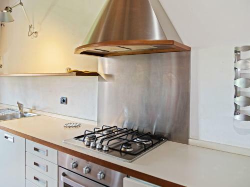Lovely Holiday Home In Cornovecchio With Swimming Pool