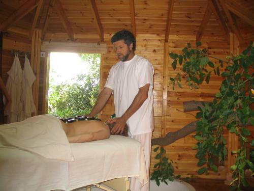 Spa In The Woods - B&B In Amirim