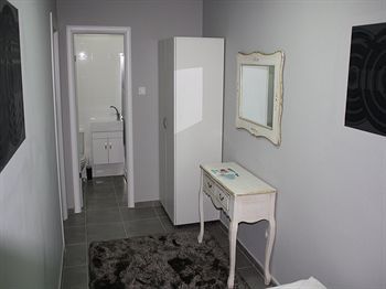Apartamento Rich Luxury Suites