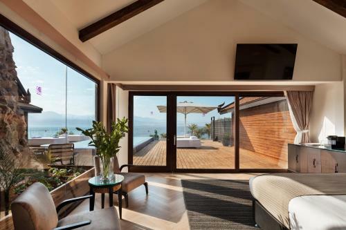 Orchid Hotel & Resort