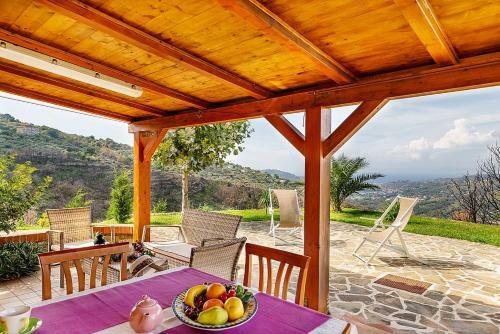Laureana Cilento Villa Sleeps 4 Pool Air Con