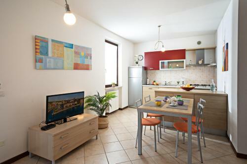Apartment Miralago - Regarda Travel