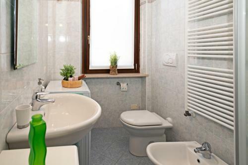 Apartment Miralago - Regarda Travel
