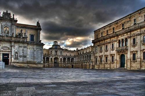 Hostal Wish Rooms Lecce