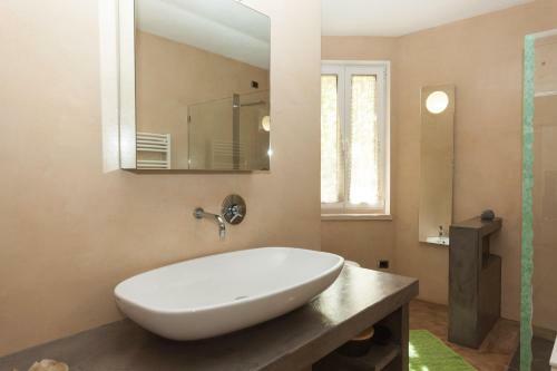 Villa 3 Olivi - Sleep 5 - In Lenno