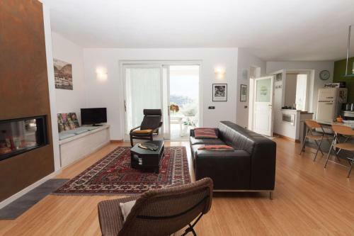 Villa 3 Olivi - Sleep 5 - In Lenno