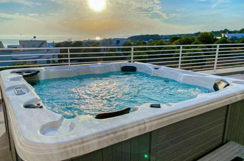 Apartamento Jacuzzi Holiday Homes