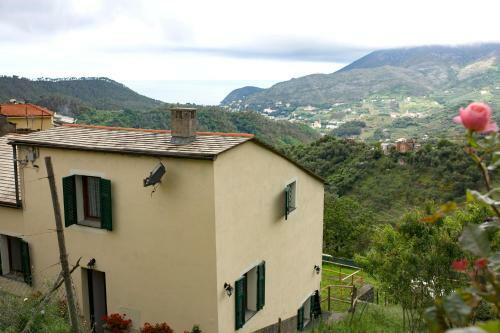 Tra Le Mura