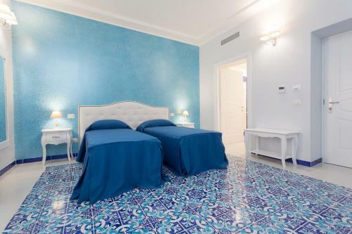 Odysseus Hotel