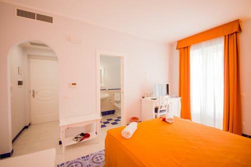 Odysseus Hotel
