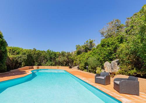 Villa Ambra White