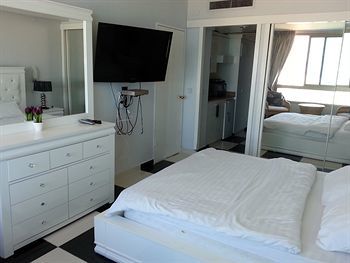 Carmel Luxury Apartments
