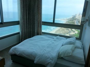 Carmel Luxury Apartments