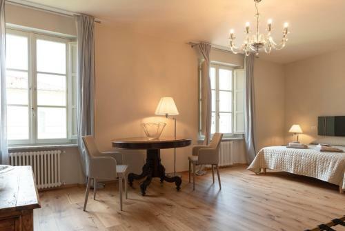 Bed & Breakfast In Lucus Guest House