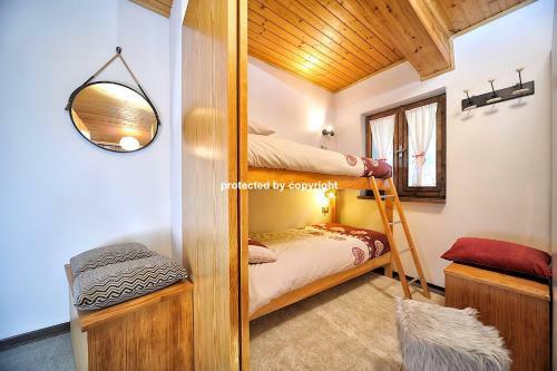 Romantic Apartment In Campiglio