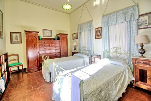 Marsiliana Villa Sleeps 15 Pool Wifi