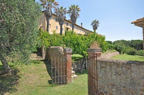 Marsiliana Villa Sleeps 15 Pool Wifi