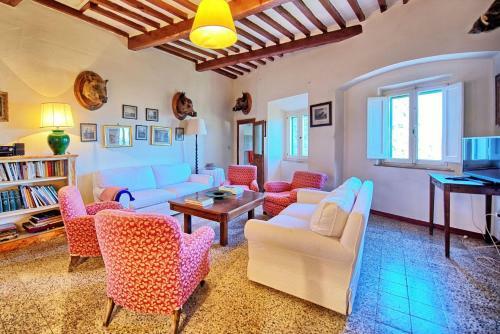 Marsiliana Apartment Sleeps 6