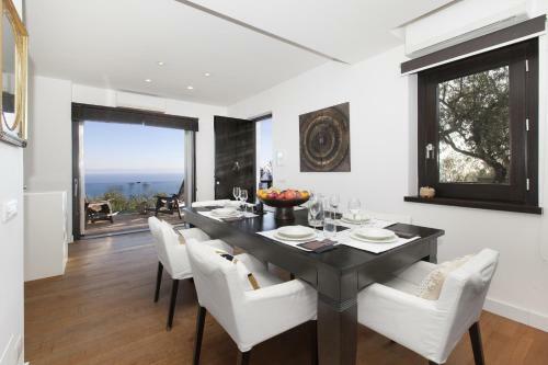 Amore Rentals - Villa Blugalli
