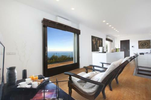 Amore Rentals - Villa Blugalli