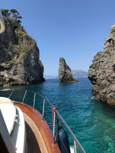 Bed And Boat Capri