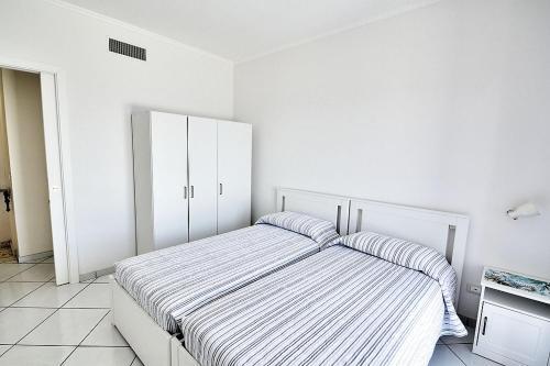 Conca Verde Holiday Home Sleeps 6 With Air Con