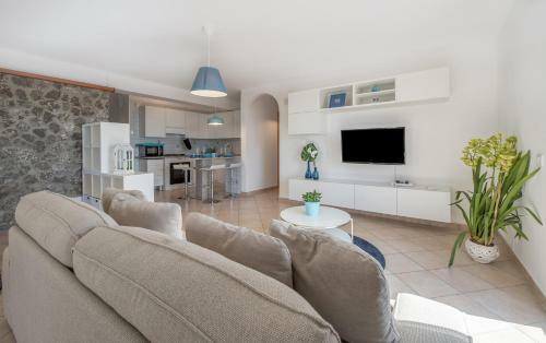 Amore Rentals - Villa Marina