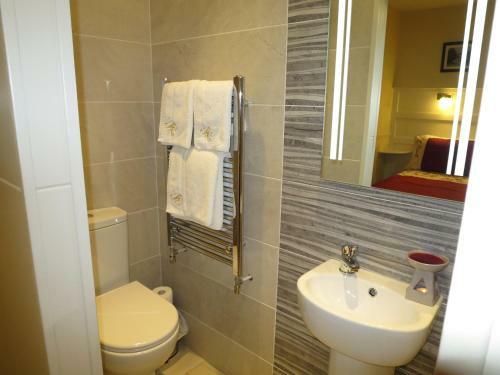 Avalon House B&B