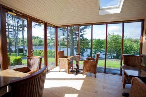 The Lakeside Hotel & Leisure Centre