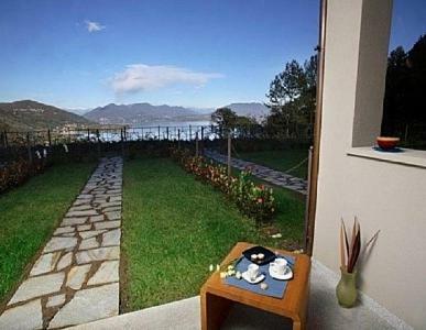 Meina Villa Sleeps 4 Pool Air Con