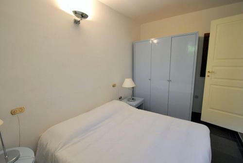 Meina Villa Sleeps 4 Pool Wifi