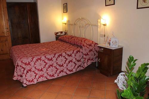 Colle Di Val D'elsa Villa Sleeps 8 Pool
