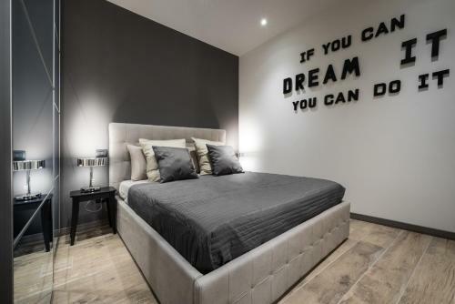 Leonardo Duplex Apartment