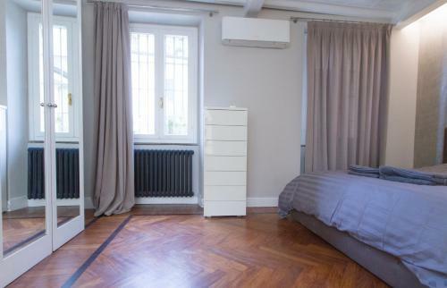 Apartamento Elegante E Completamente Arredato Apt In Duomo