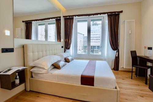 Hostal Aiello Rooms San Babila
