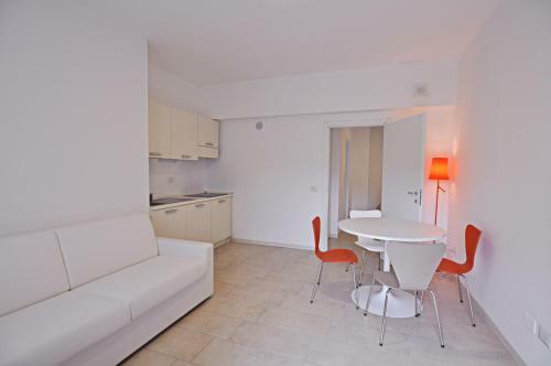 Bb Hotels Aparthotel Visconti