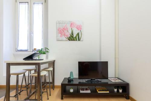 Apartamento Homeathotel - Melloni Apt