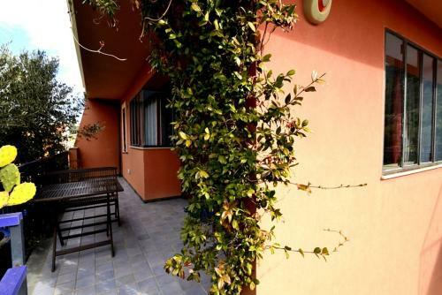 Milazzo Villa Sleeps 4 Air Con Wifi