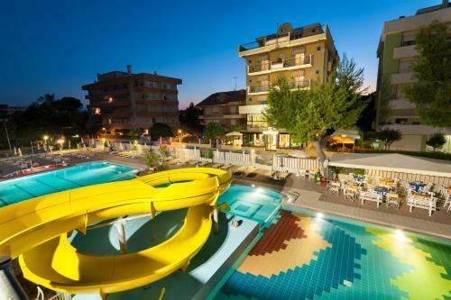 Hotel Caravel