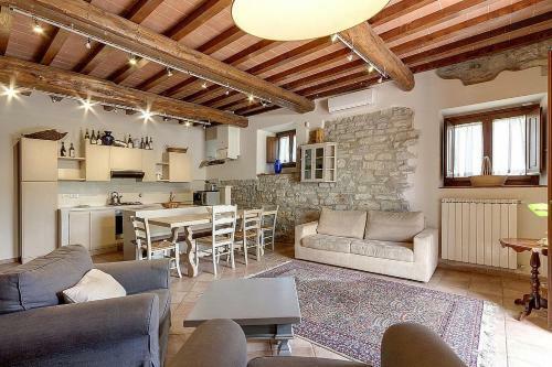 Sieci Villa Sleeps 7 Pool Air Con Wifi